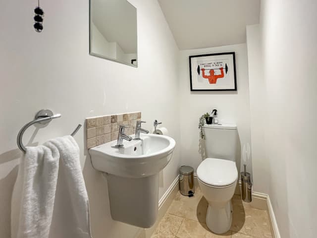 Bathroom | Swift Nest Cottage, Easton On The Hill, near Stamford