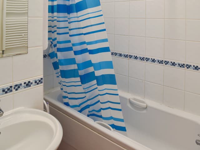 Bathroom | On the Beach, Ventnor