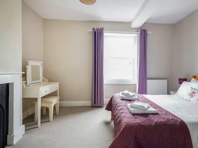 Double bedroom | Brook House - Berkeley Castle, Berkeley