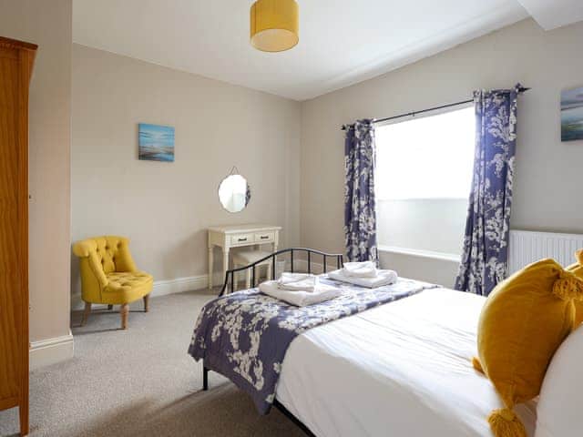 Double bedroom | Brook House - Berkeley Castle, Berkeley