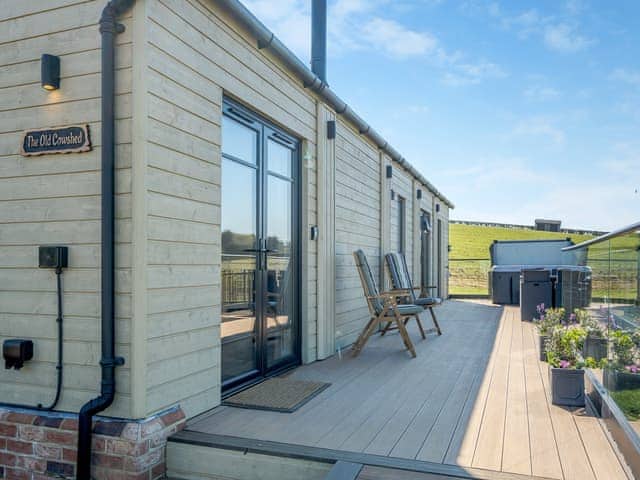 Decking | The Old Cowshed, Thorness