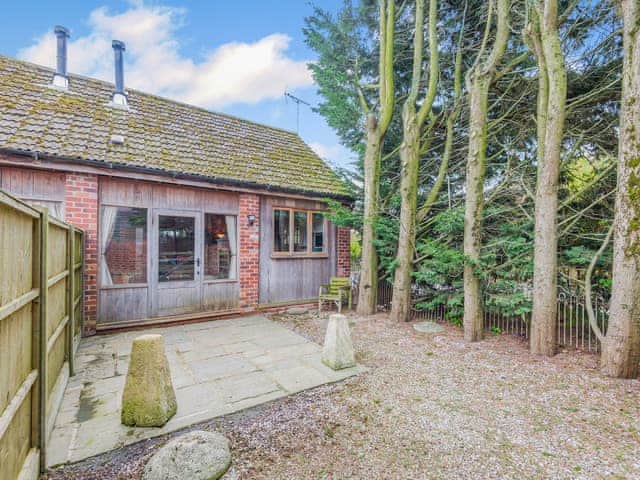 Exterior | The Waggon House - Milton End Farm Barns, Arlingham, near Frampton-on-Severn