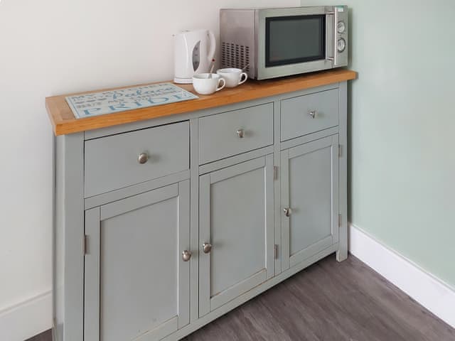 Storage/ Kitchenette | Catley - Walcott Lodges, Walcott