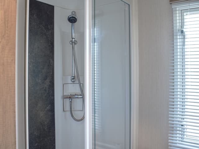 Bathroom | Daisy, Corton, near Lowestoft