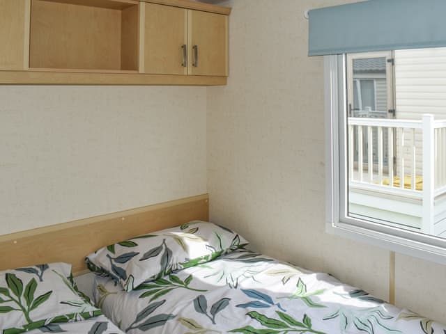 Double bedroom | Flip-Flop Lodge, Sandown