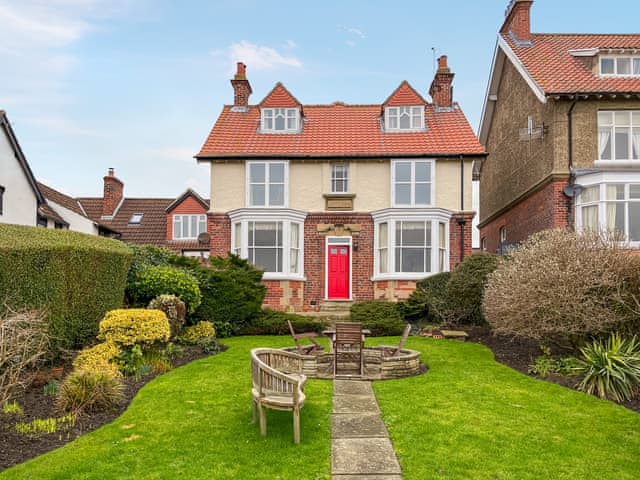 Exterior | Sheen Cottage, Fylingthorpe, near Robin Hood’s Bay