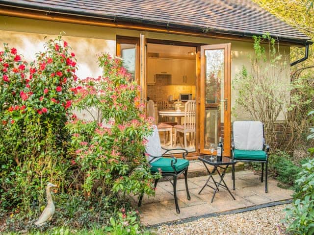 Beautifully presented, single-storey home | Moorland Lodge, Holt Wood, near Wimborne