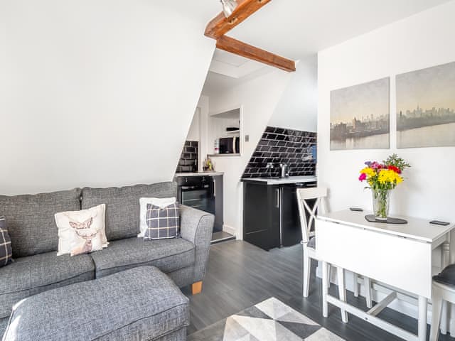 Open plan living space | Treetops - Chestnut Tree Barns, Ilketshall St Margaret near Bungay