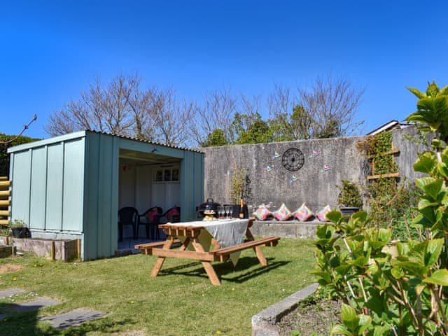 Patio | Barnhayes, Hartland