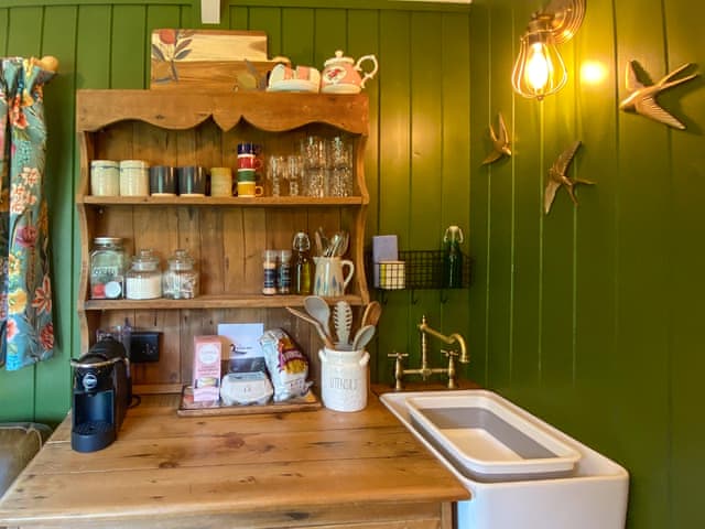 Open plan living space | The Goose Nest, Cardinham, near Bodmin