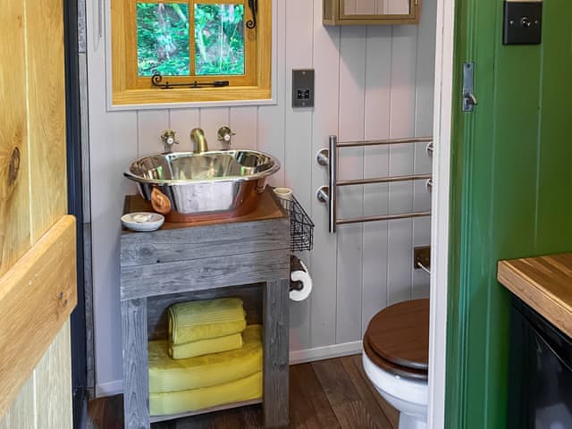 Bathroom | The Goose Nest, Cardinham, near Bodmin