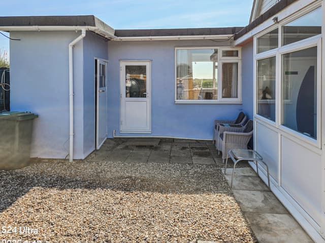 Outdoor | Outer Reach Cottage, St Osyth, near Clacton on Sea