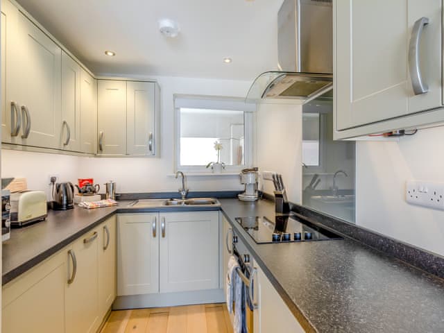 Open plan living space | 5 Curlew, The Cove, Brixham