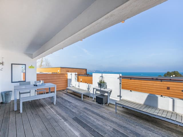 Terrace | 5 Curlew, The Cove, Brixham