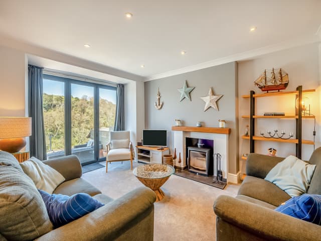 Living area | Inglewood Cottage, Kingswear
