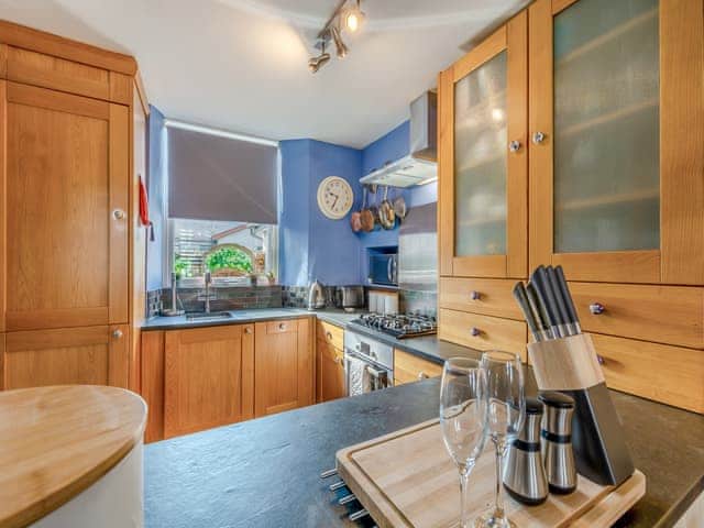 Kitchen area | Slate Cottage, Windermere