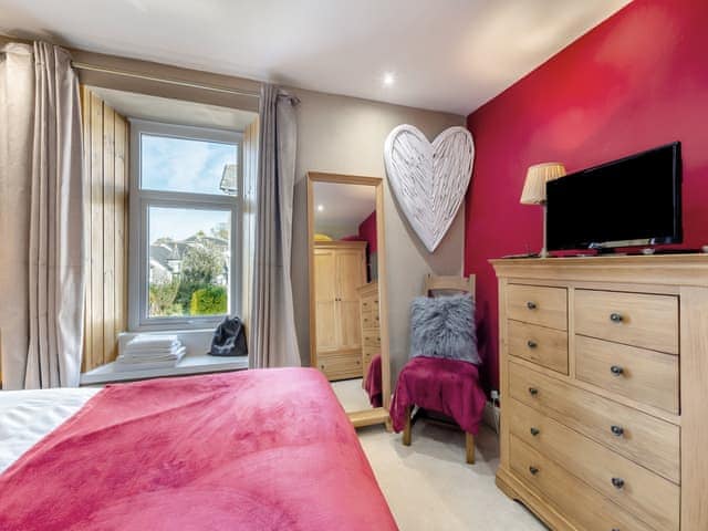 Double bedroom | Slate Cottage, Windermere