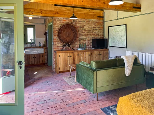 Open plan living space | Lincoln Reds Lookout, South Ormsby