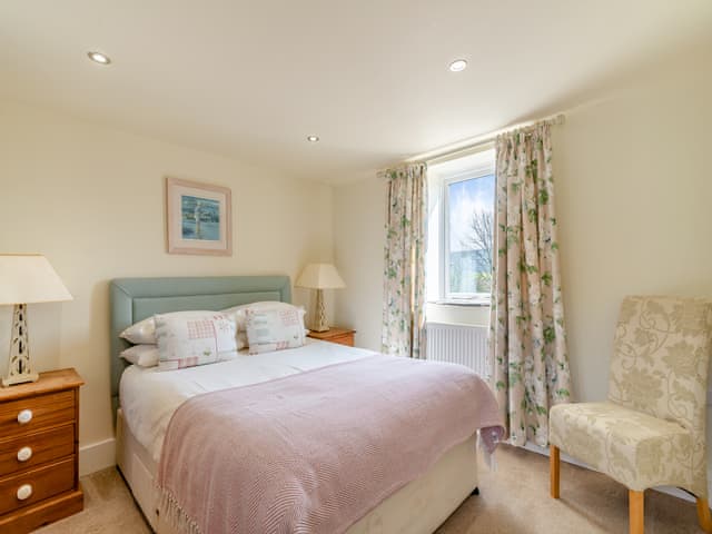 Double bedroom | The Smithy - Country Cottage Holidays, Troutsdale near Scarborough