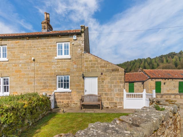 Exterior | Manor House Farm Cottage - Country Cottage Holidays, Troutsdale near Scarborough