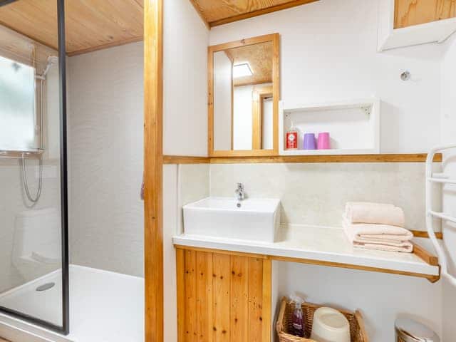 En-suite | The Shippen, Berrynarbor, near Ilfracombe