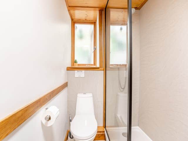 En-suite | The Shippen, Berrynarbor, near Ilfracombe