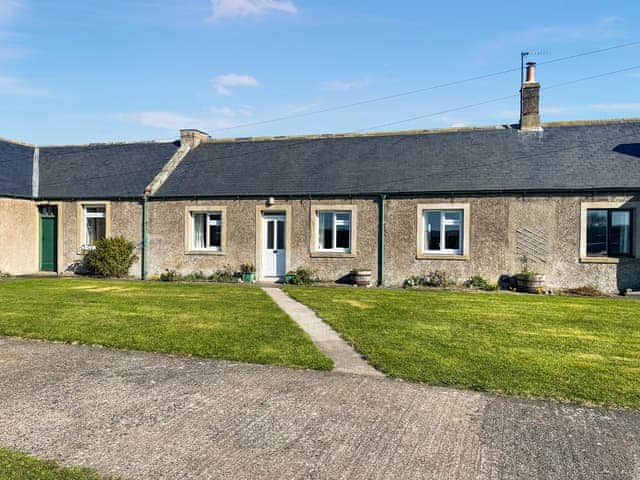 Exterior | The Martin’s - Elwick Farm Holiday Cottages, Belford