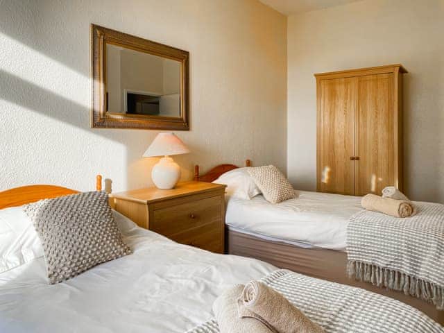 Twin bedroom | The Martin’s - Elwick Farm Holiday Cottages, Belford