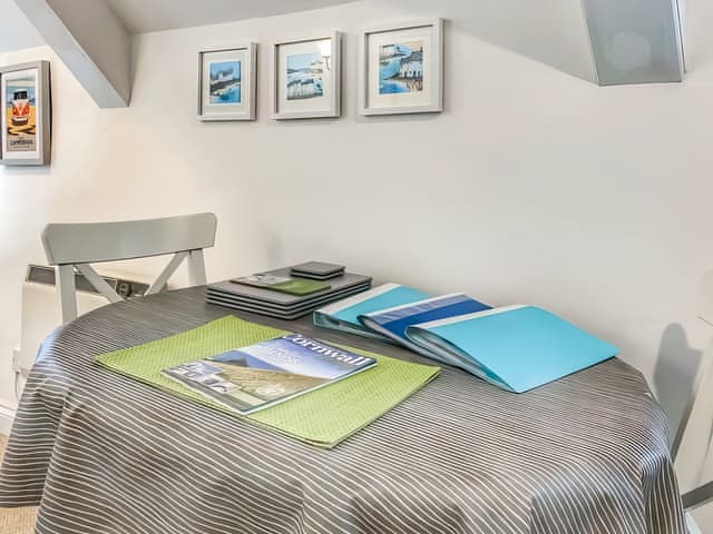 Dining Area | Flat 3, Port Isaac