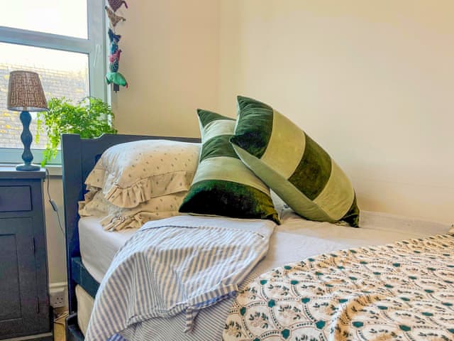 Bedroom | Crumpet Cottage, Ilfracombe