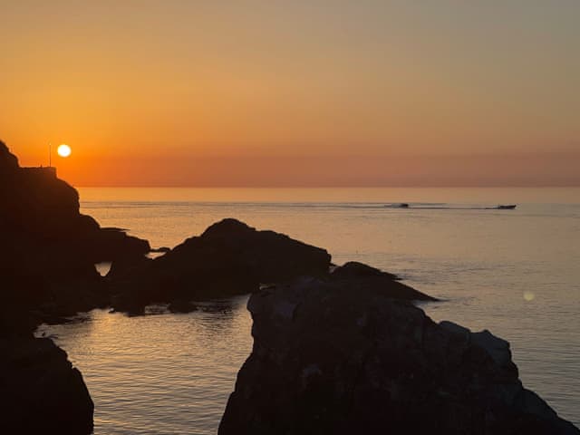 Surrounding area | Crumpet Cottage, Ilfracombe