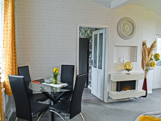 Dining Area | Outer Reach Cottage, St Osyth, near Clacton on Sea