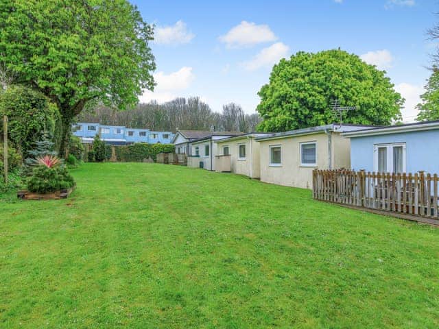 Exterior | Arthurs Den, Brixham