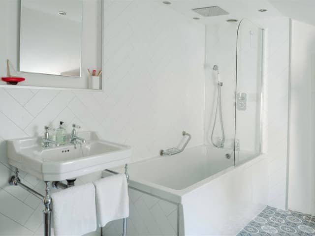 Bathroom | Porthgate, Portscatho
