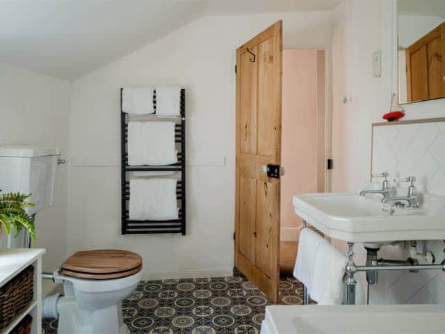 Bathroom | Porthgate, Portscatho