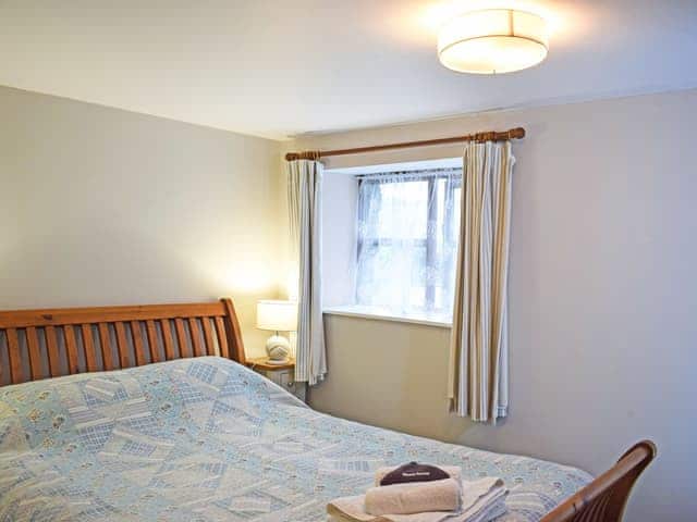 Double bedroom | Grain Store 2 - Little Polgrain Barns, Caerhays, near Tregony