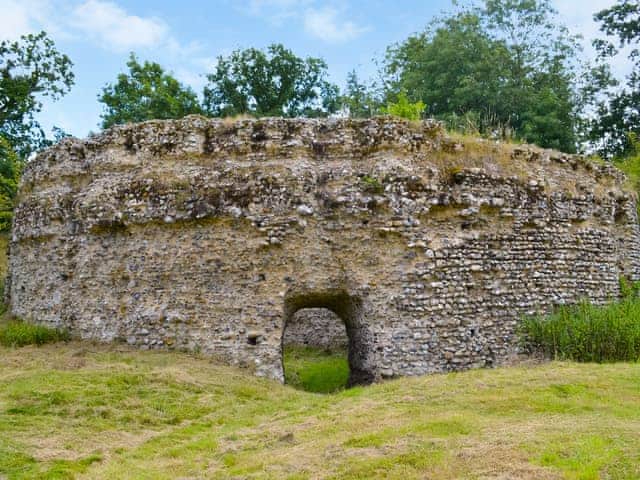 Surrounding area | St Mary’s Chapel, New Buckenham