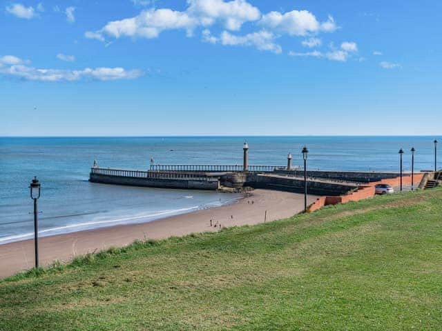 Surrounding area | Sea View 9, Whitby