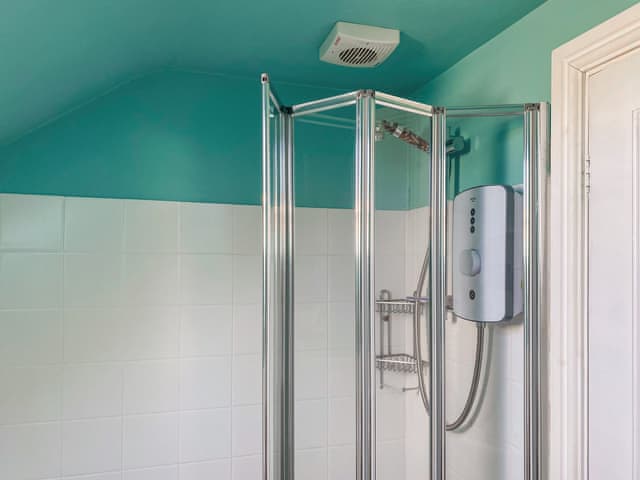 Bathroom | Chy An Mordros, Hayle