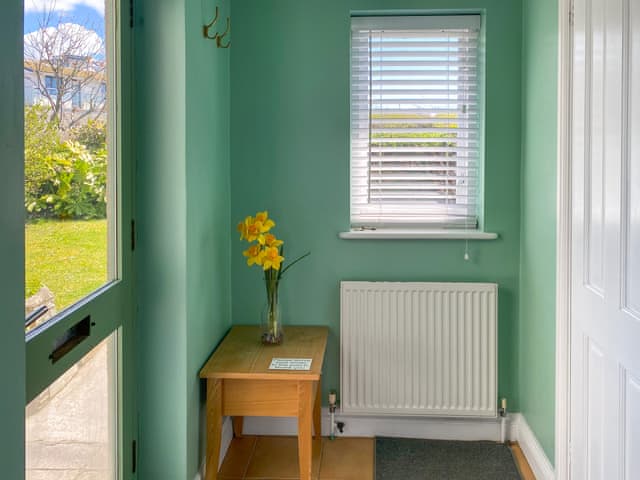 Interior | Chy An Mordros, Hayle