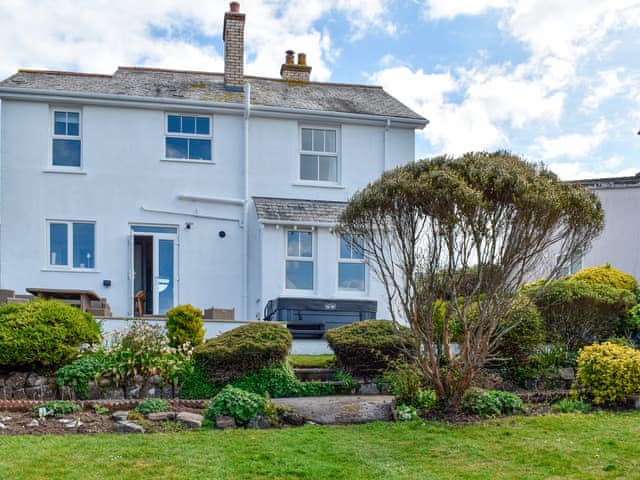 Exterior | Miramar, Cornwall