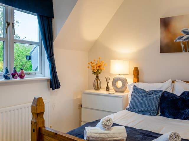 Double bedroom | Bluebell Lodge, Cambridge