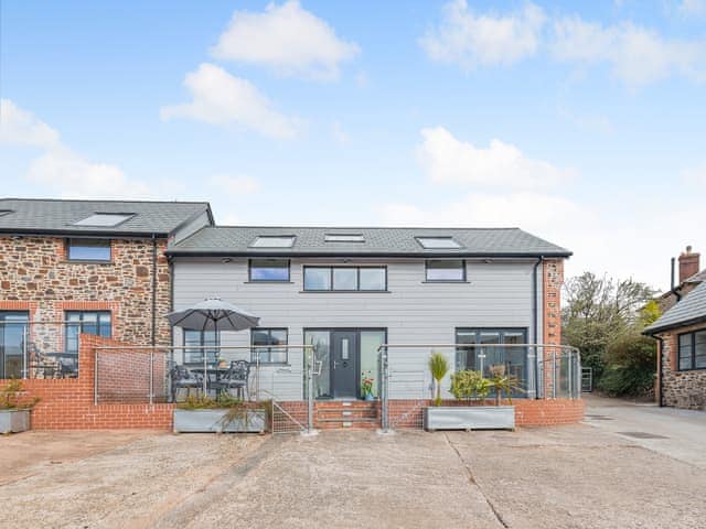 Exterior | The Dairy - Devon Farm Holidays, Crediton