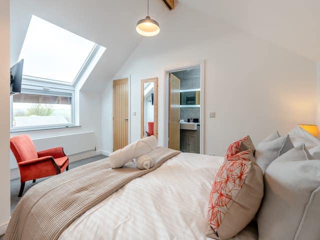 Double bedroom | The Dairy - Devon Farm Holidays, Crediton
