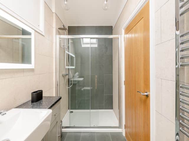 Shower room | The Dairy - Devon Farm Holidays, Crediton
