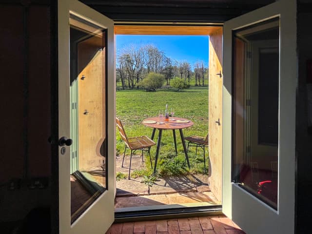 Outdoor | Lincoln Reds Lookout, South Ormsby