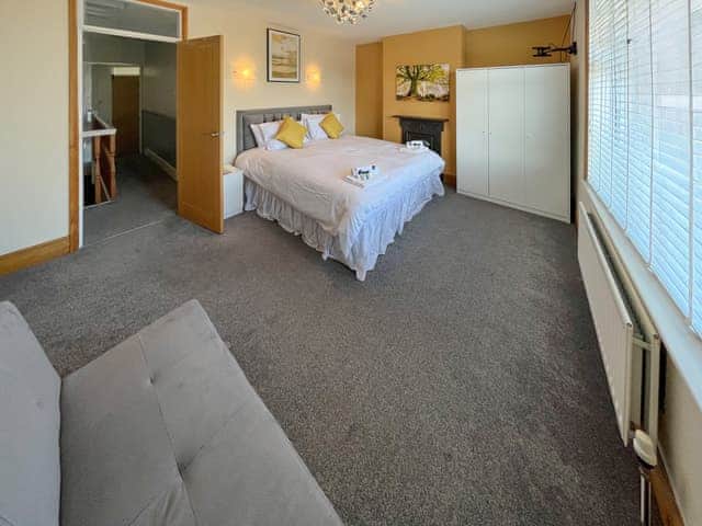Double bedroom | Newington House, Ramsgate