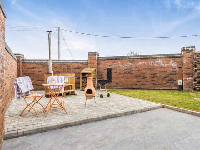 Patio | The Little House - Barn Escapes, Stapleton