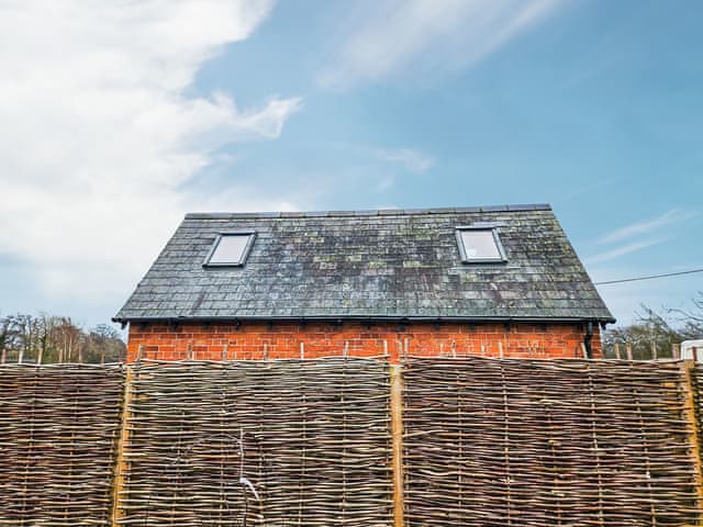 Exterior | The Little House - Barn Escapes, Stapleton