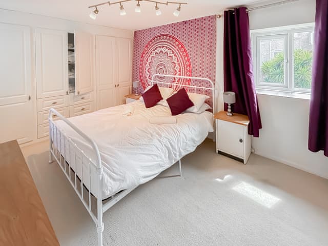 Double bedroom | Nemo&rsquo;s Lodge, Portland